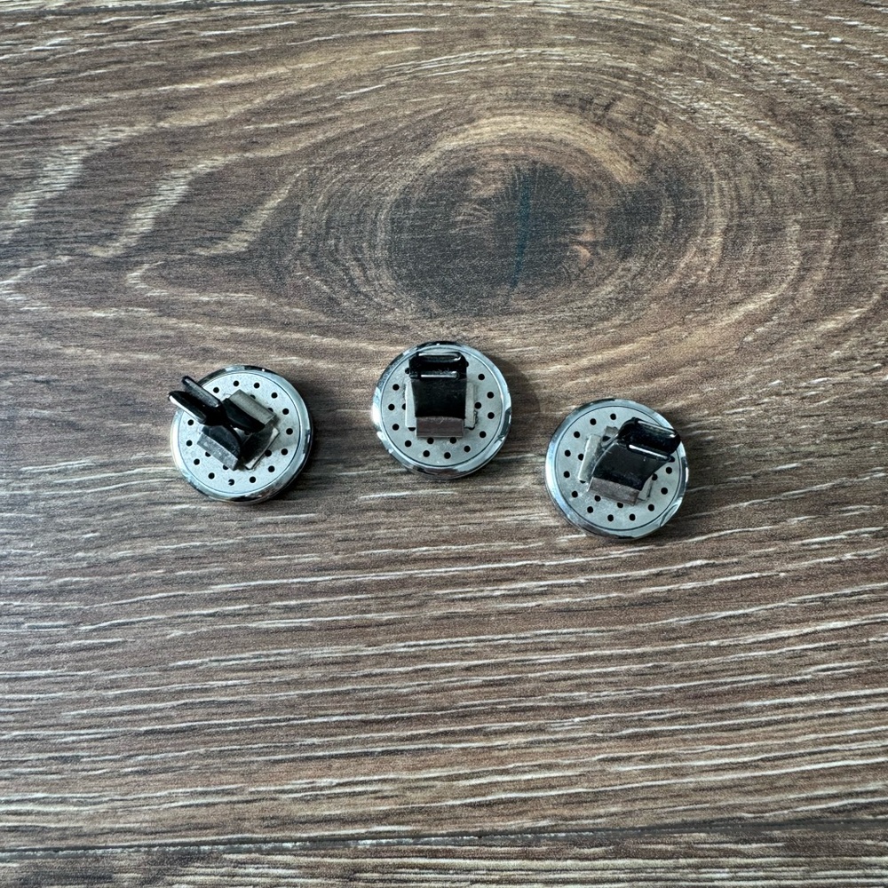 Essential Oil Set with Diffuser Clips - Picture 3 of 4